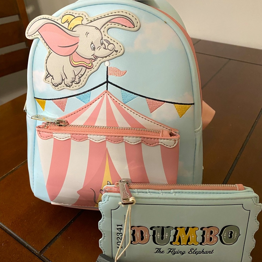 BNWT Disneys Dumbo Loungefly with Wallet